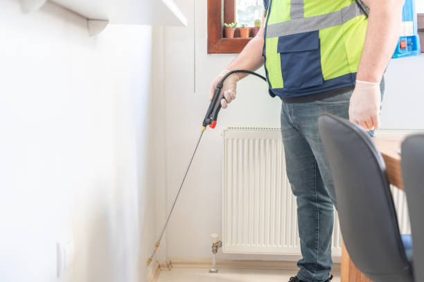 Best Best Pest Control Companies  in Howard City, MI